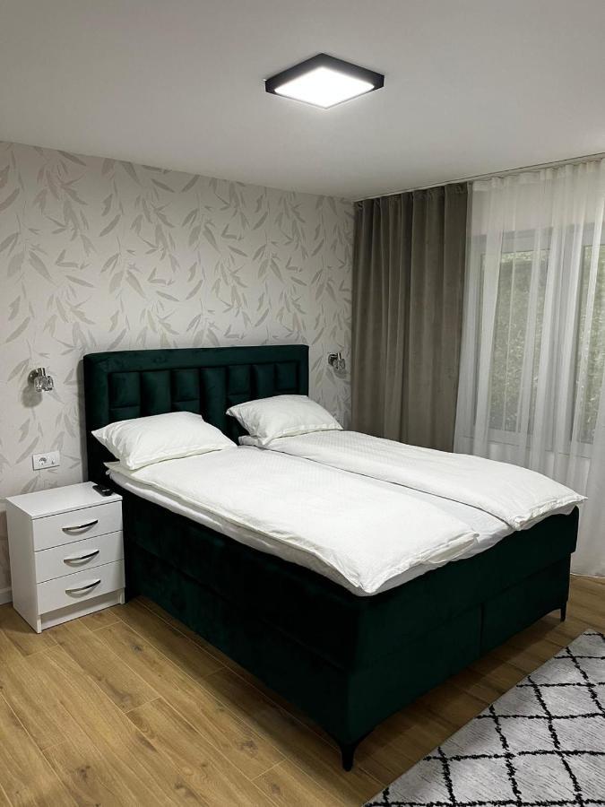 Apartman Kosuta Lux Garden Тьентиште Экстерьер фото