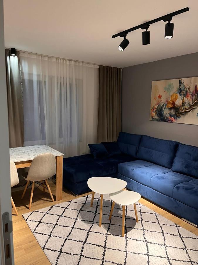 Apartman Kosuta Lux Garden Тьентиште Экстерьер фото