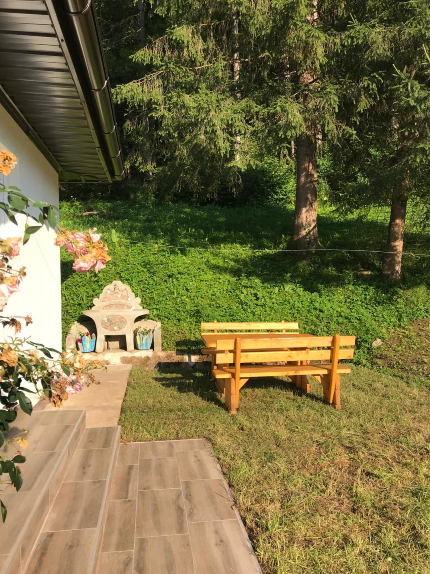 Apartman Kosuta Lux Garden Тьентиште Экстерьер фото